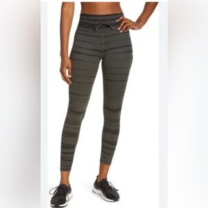 Vuori Olive Green Striped Daily Leggings